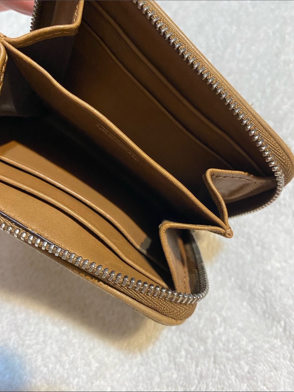 Coach Card Wallet - Picture 5 of 11